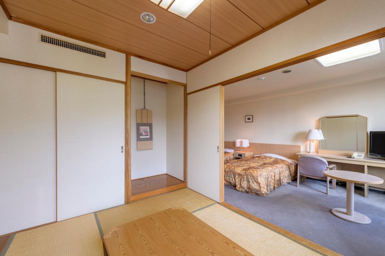 Hotel Tagawa Яманоуті Екстер'єр фото